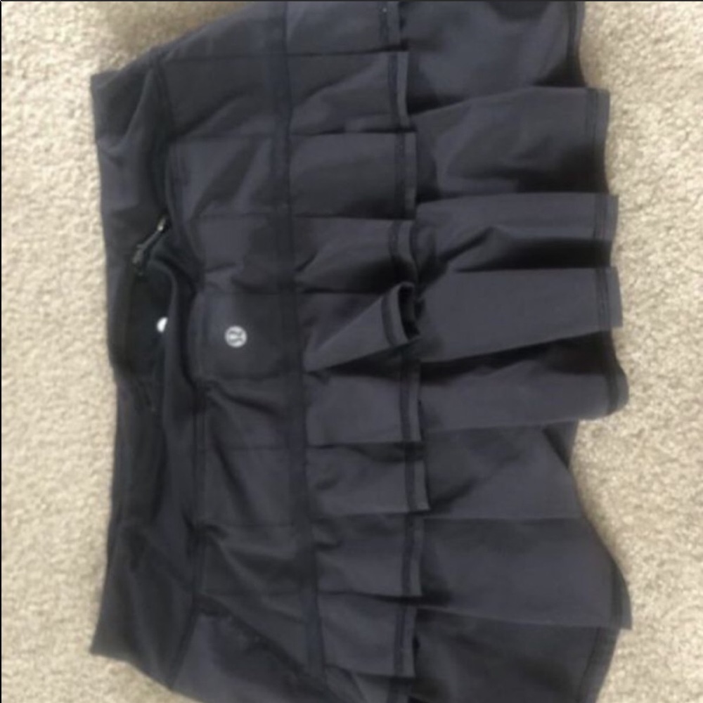 Lululemon pace setter skirt